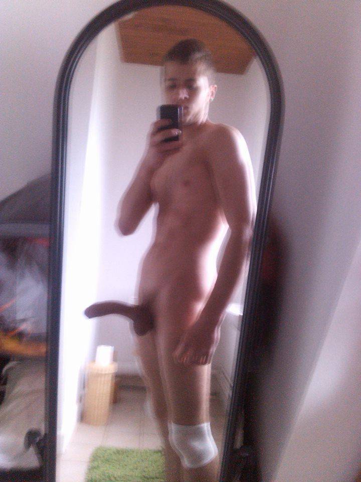 ex bf straight guy naked selfie curved cock