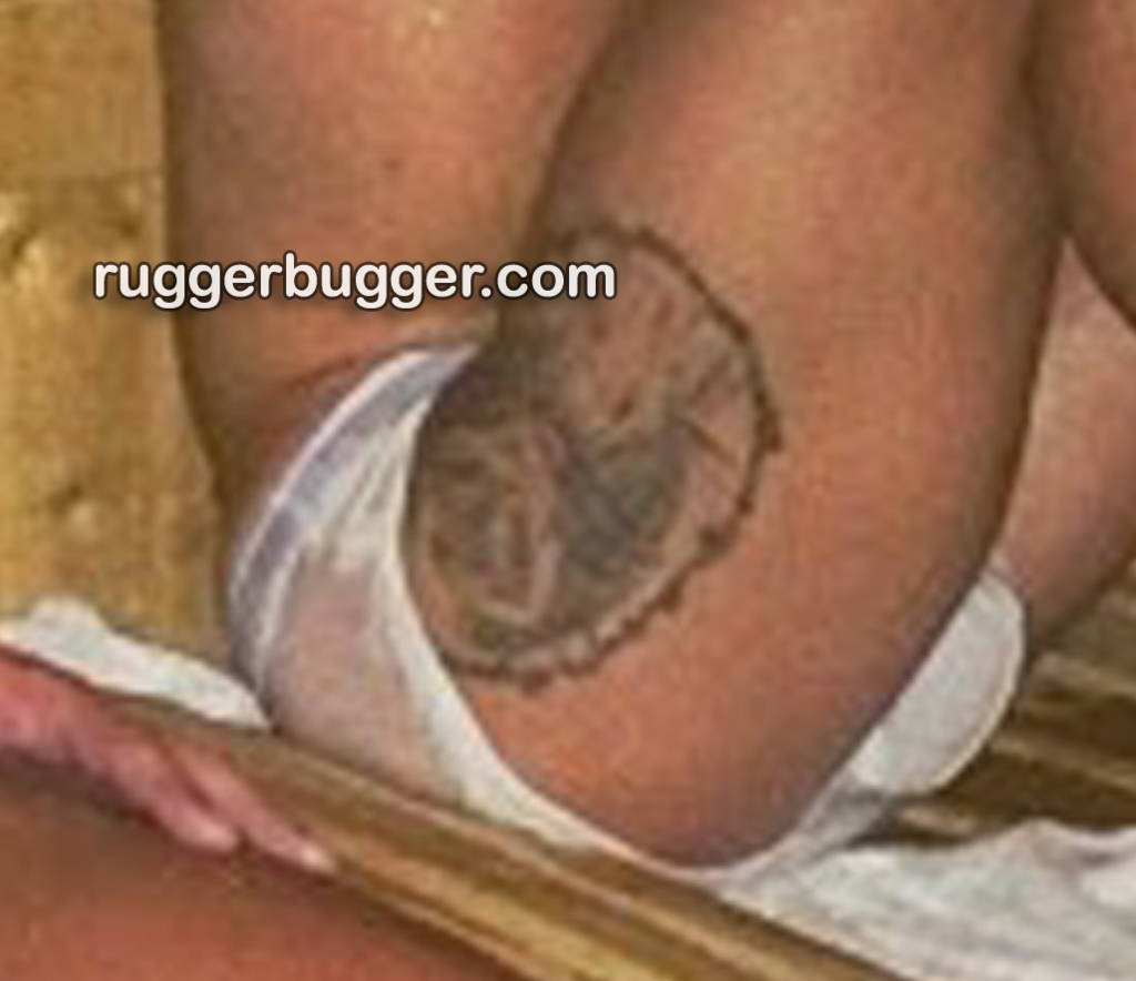ruggerbugger italian footballer camporese naked sauna_003