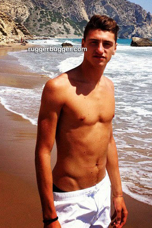 ruggerbugger italian footballer camporese naked sauna_005