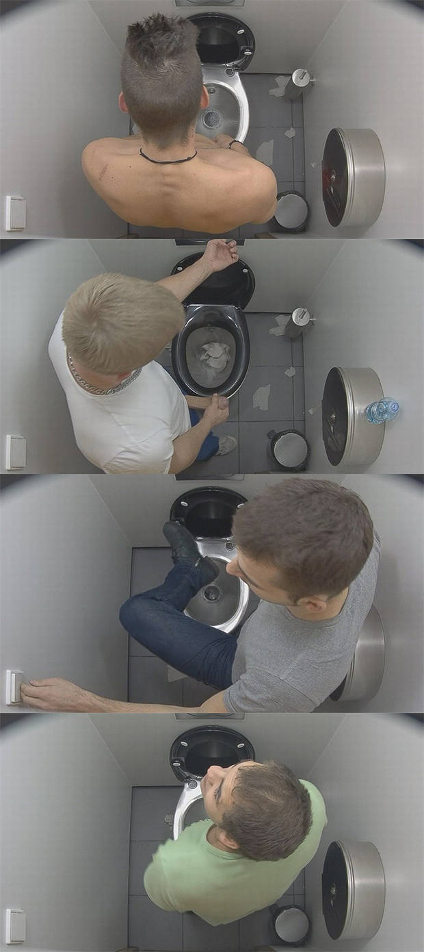 Webcam Toilet 19