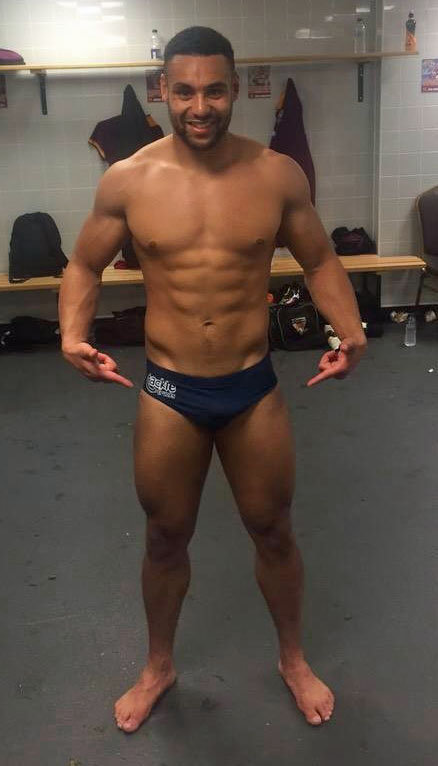 rugby player jodie broughton underwear bulge lockerroom