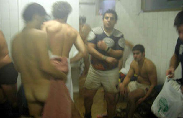 Sportsmen naked in the lockerroom after game ...