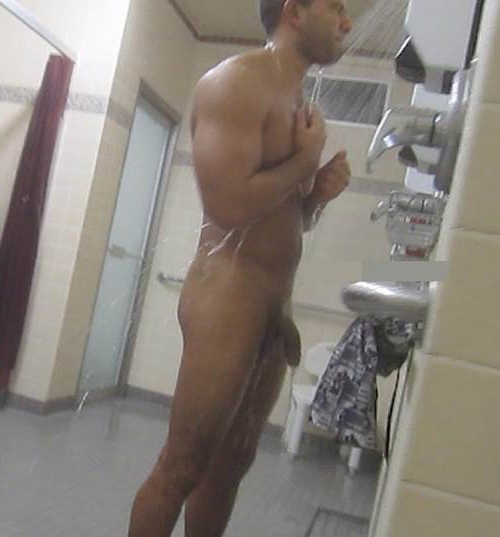shower guy spycam