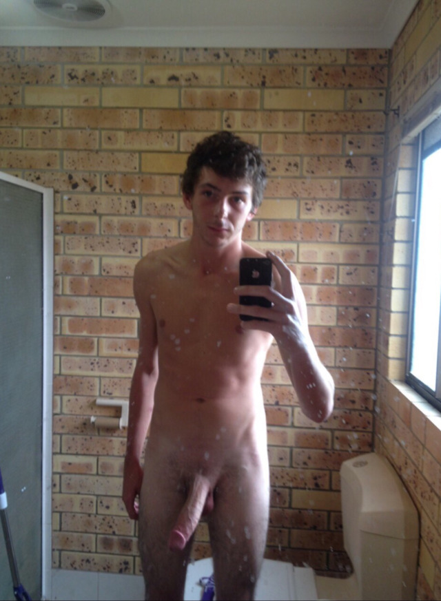average guy with big dick naked selfie.