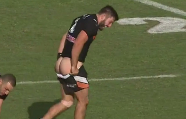 rugby player arse out during match