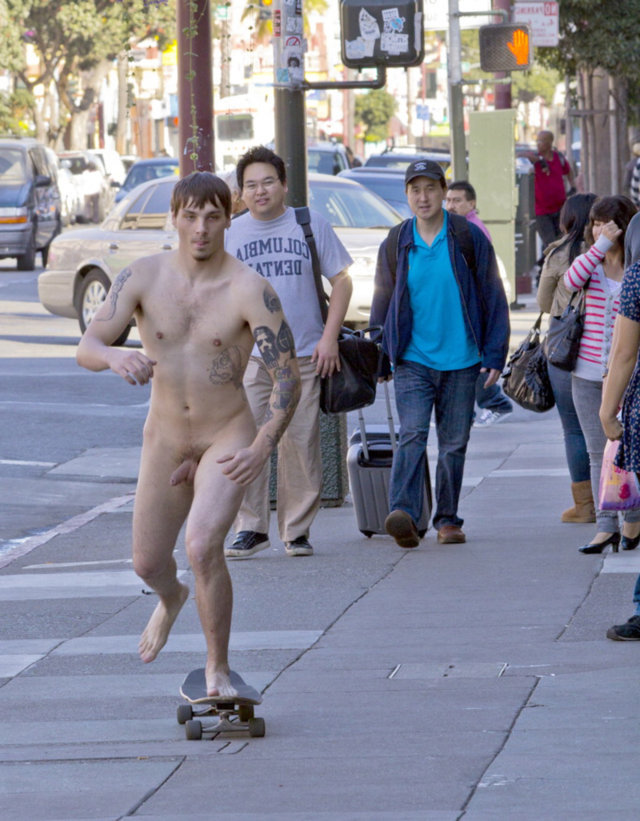 naked guy skate public