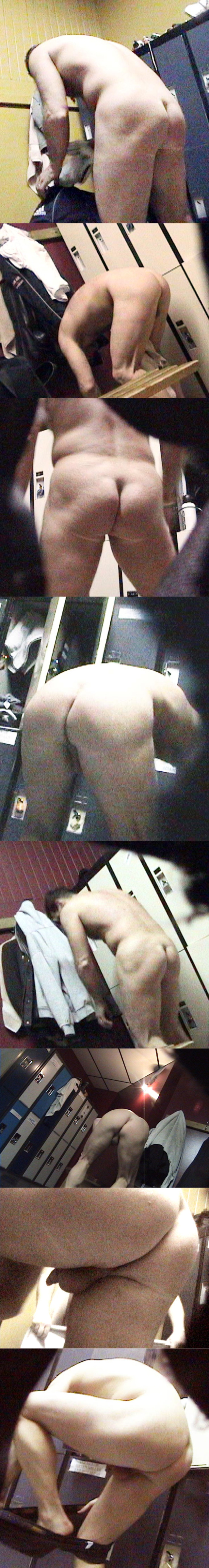 naked men lockerroom ass