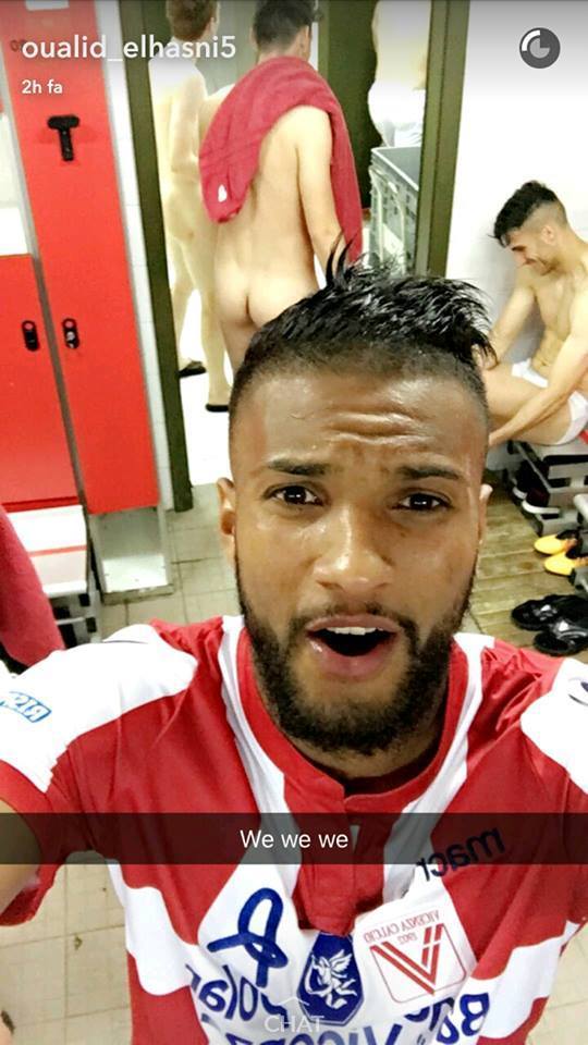 oualid italian footballers accidentally naked changing room