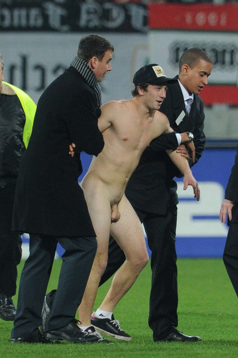 streaker naked field