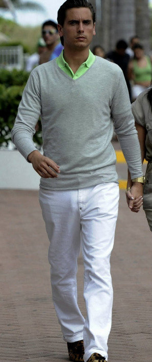 scott disick bulge