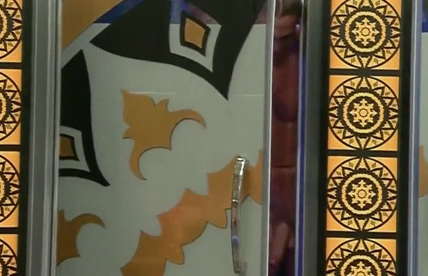 bb uk hard cock shower