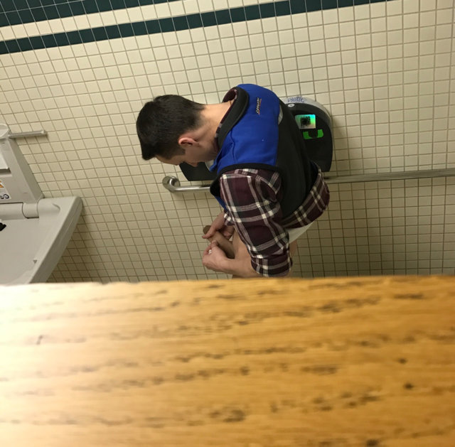 Spy on guys in male public toilets