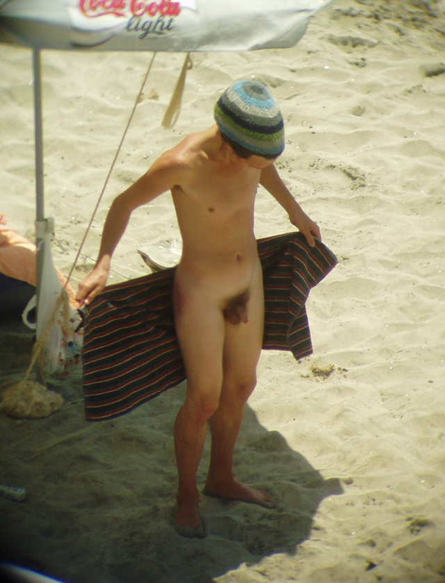 nude-beach-guy