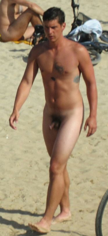 nudist-man-hairy-dick