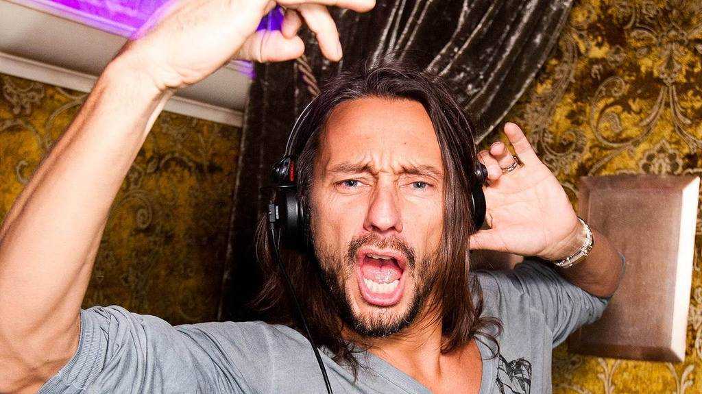 world famous music producer bob sinclar