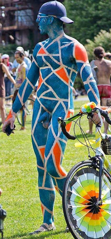 body painting naked guy in public