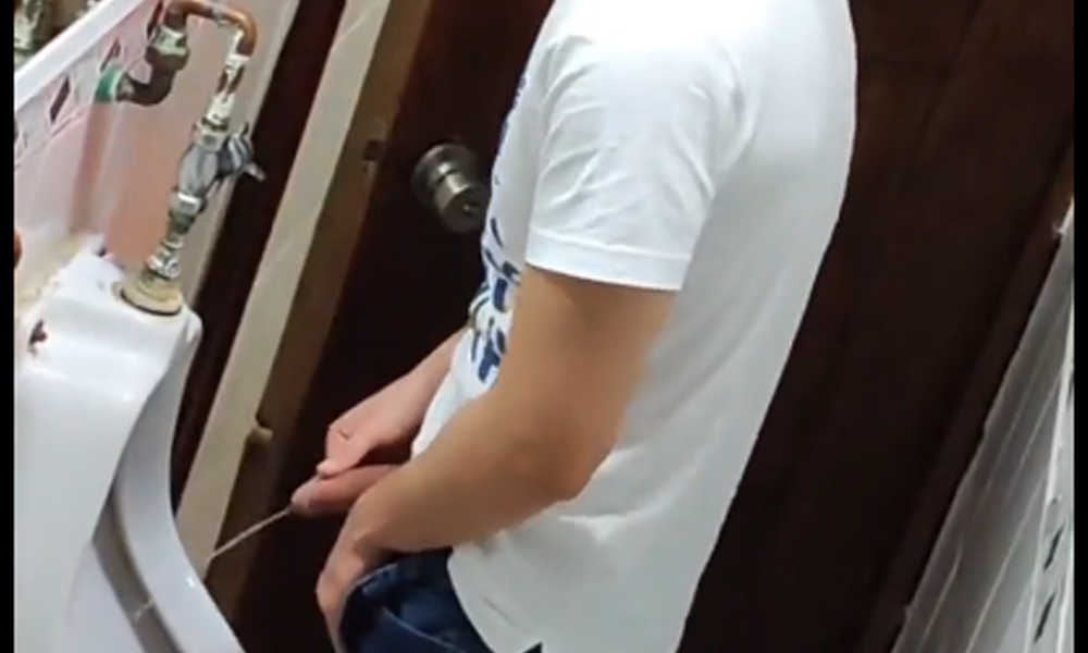 guy with thick dick caught peeing at urinal