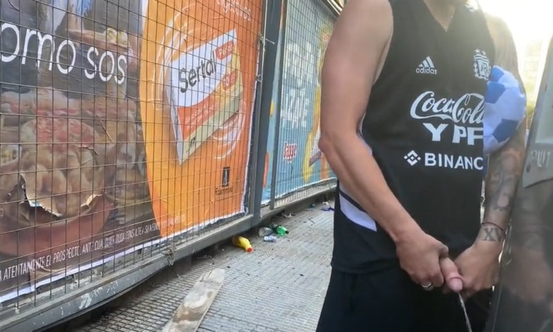 uncut Argentinean guy caught peeing in public by spycam