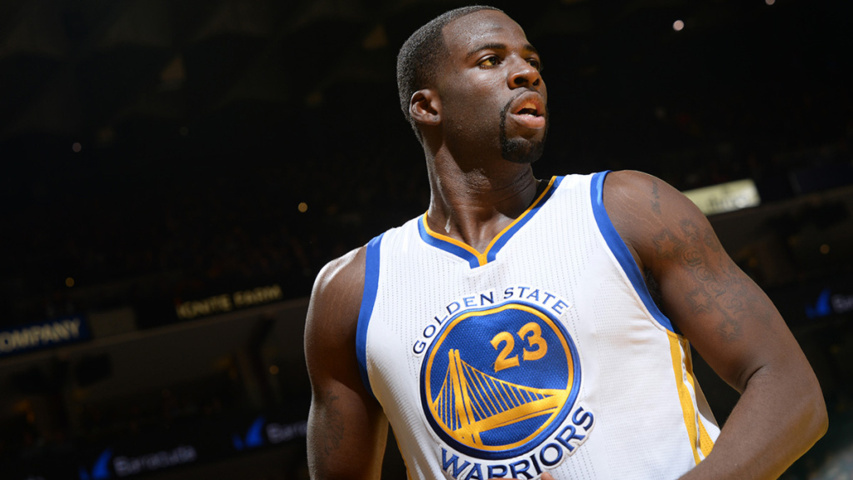 Draymond Green posted his naked selfies by mistake on his Snapchat account....