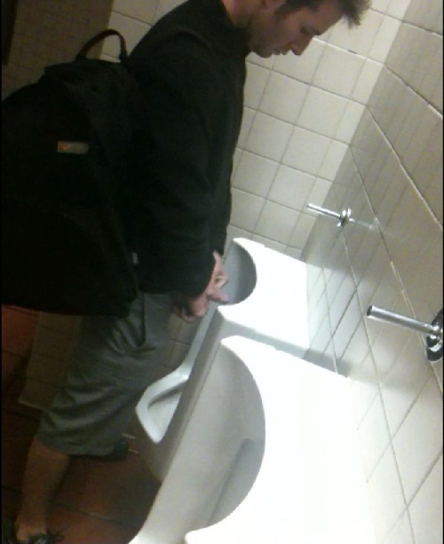 guy-peeing-urinals-b. 