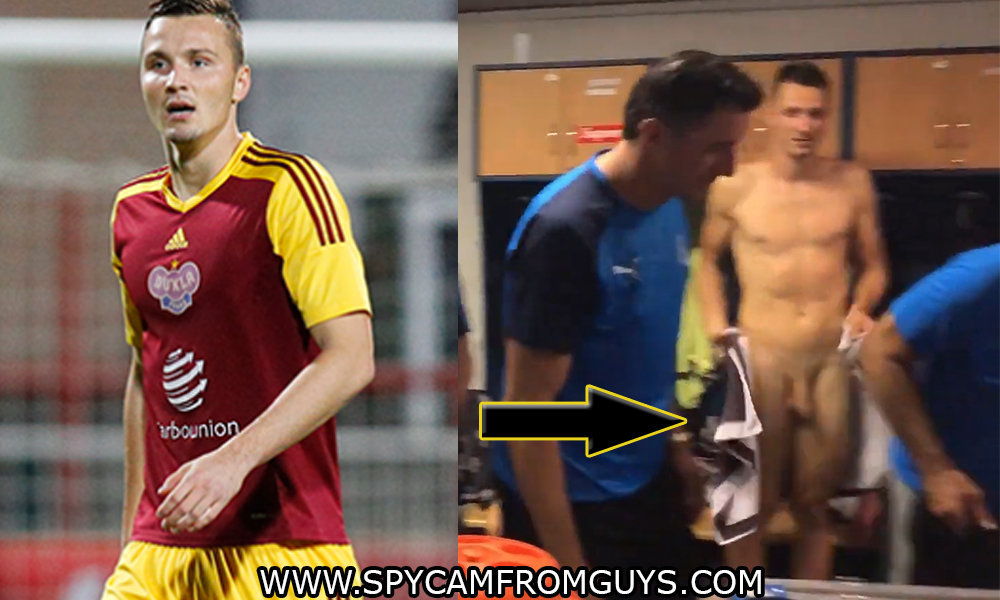 Michal Jerabek naked in locker room