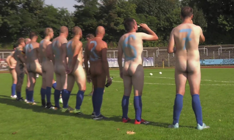 naked football game