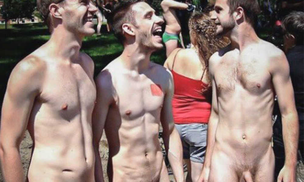 guys naked in public at wnbr